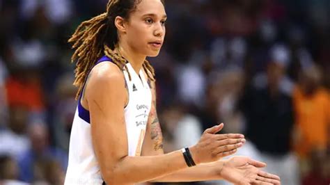 Brittney Griner Stands Up to Social Media Body Shaming